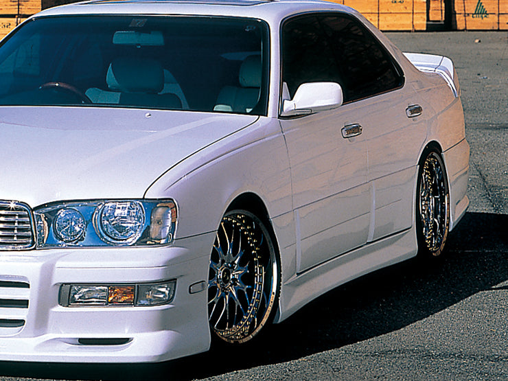 Admiration Side Steps (Type 2, late model) for Nissan Cedric/Gloria Y33 (1997-1999)
