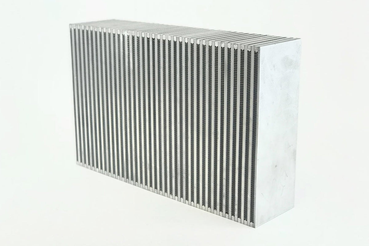 CSF HP Bar & Plate Intercooler Core 22Lx14Hx5.5W - Vertical Flow / Fitment for Nissan GT-R R35