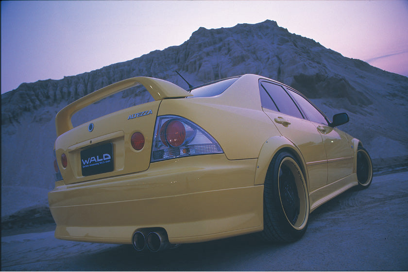WALD Sports Line Front Spoiler for Toyota Altezza GXE/SXE10 (1998-2005)