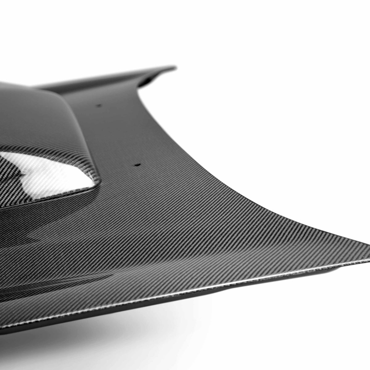 Seibon OEM-Style Carbon Fiber hood for Subaru WRX/STI GDB (2002-2003)