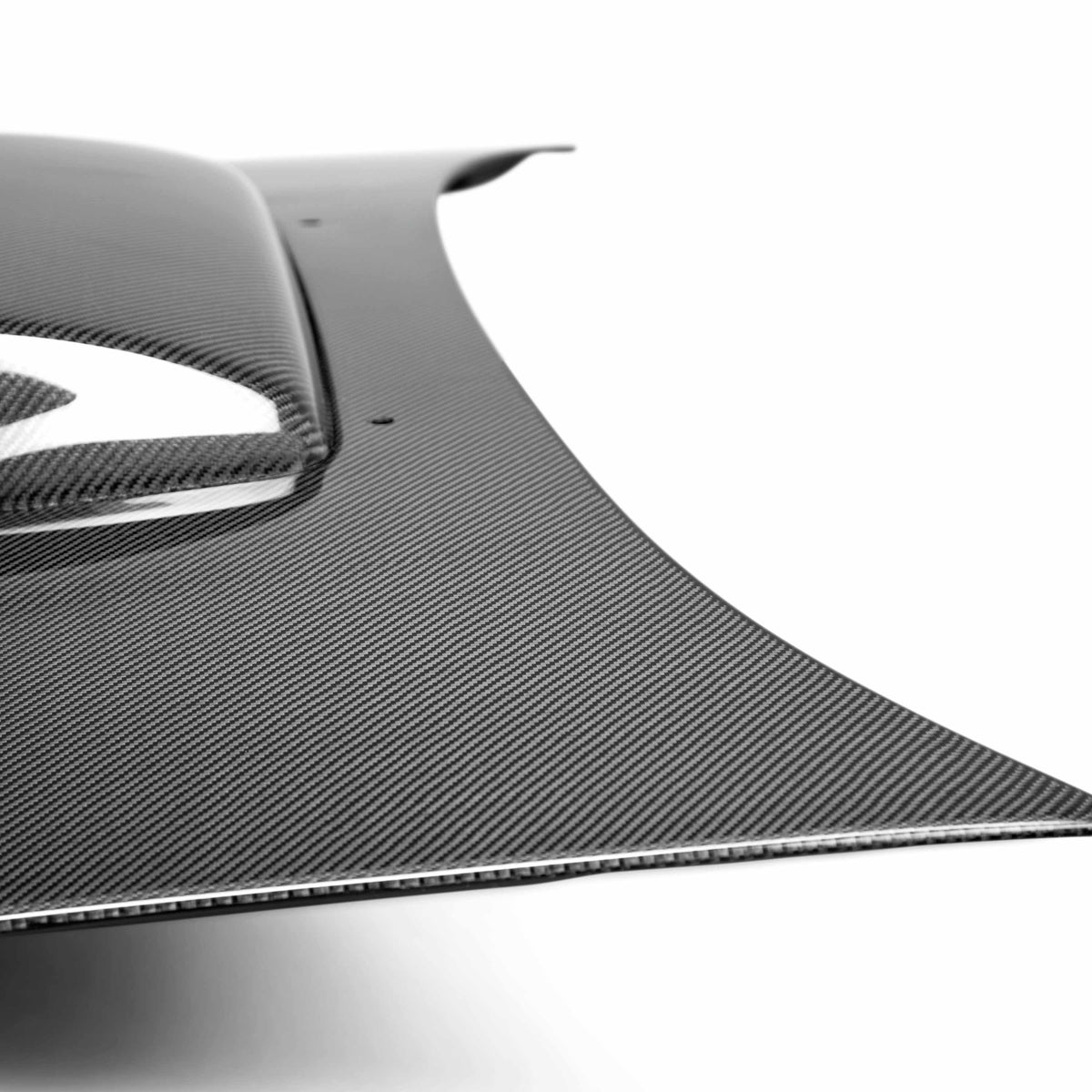Seibon OEM-Style Carbon Fiber hood for Subaru WRX/STI GDB (2004-2005)